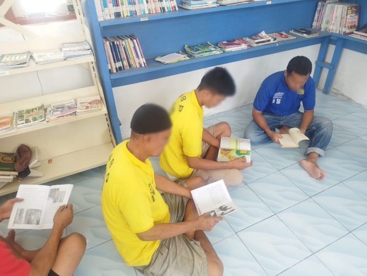Dorong Melek Baca, Lapas Namlea Bina Literasi Warga Binaan