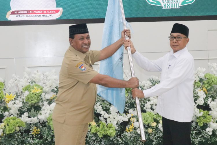 SIAP BERJUANG! KAFILAH TERBAIK MALUKU RESMI DILEPAS WAGUB KE AJANG STQH NASIONAL XXVIII DI KENDARI
