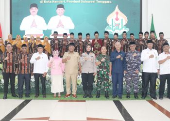 SIAP BERJUANG! KAFILAH TERBAIK MALUKU RESMI DILEPAS WAGUB KE AJANG STQH NASIONAL XXVIII DI KENDARI