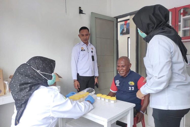 Cek Kesehatan Gratis Warga Binaan, Lapas Wahai Bersinergi dengan Puskesmas Wahai