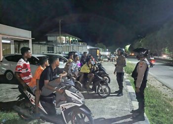 Polisi Bubarkan Aksi Balap Liar Dalam Kota Namlea