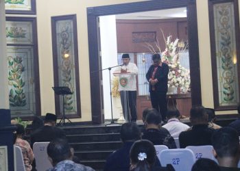 WAKIL GUBERNUR MALUKU JAMU MAKAN MALAM BERSAMA PESERTA SIDANG SINODE KE-39 GEREJA PROTESTAN MALUKU (GPM) DI KEDIAMAN RESMI