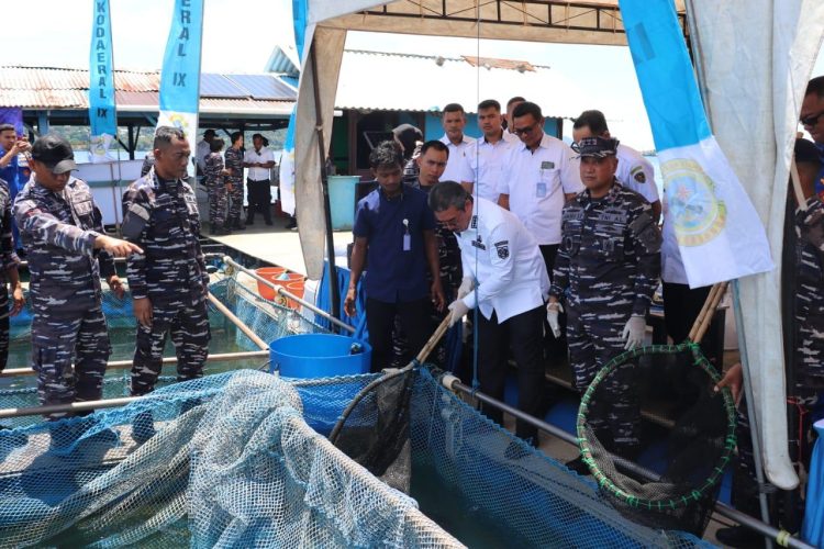 Gubernur Maluku Hadiri Vicon Panen Serentak TNI AL di Rumah Makan Mina Bahari BPBL Ambon