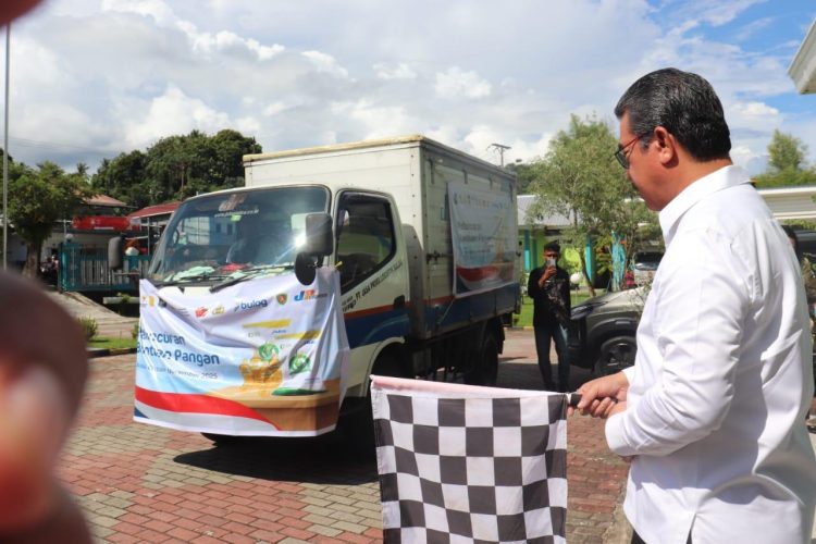 Gubernur Maluku Luncurkan Penyaluran Bantuan Pangan Beras dan Minyak Goreng untuk 123.522 KK di Maluku