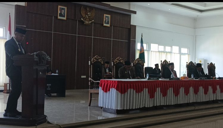 Bupati Bursel La Hamidi Apresiasi DPRD Sahkan APBD Perubahan 2025, ini Pesannya