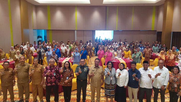 WAGUB BUKA RAPAT KOORDINASI MITRA PERCEPATAN PENURUNAN STUNTING PROVINSI MALUKU TAHUN 2025