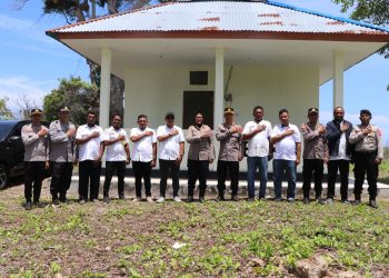 Kapolres Buru Tinjau Baileo Emarina, Rumah Damai Garda Terdepan Kamtibmas di Kecamatan Lilialy
