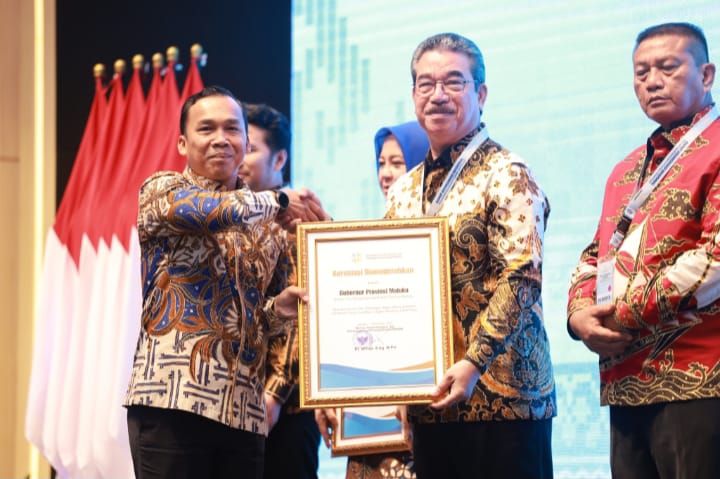 Gubernur Maluku Terima Penghargaan Genting Pada Rakornas TPPS di Jakarta