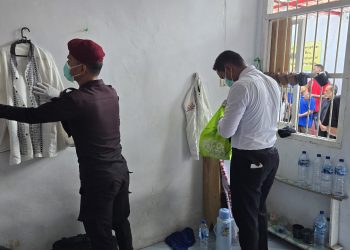 Razia Pagi, Petugas Lapas Namlea Amankan Barang Terlarang