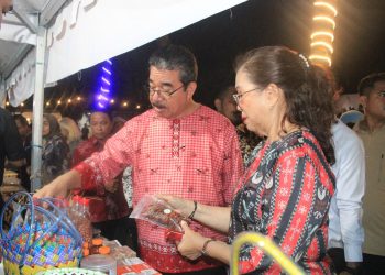 Gubernur Maluku Hendrik Lewerissa Hadiri Acara Pembukaan Banda Heritage Festival 2025