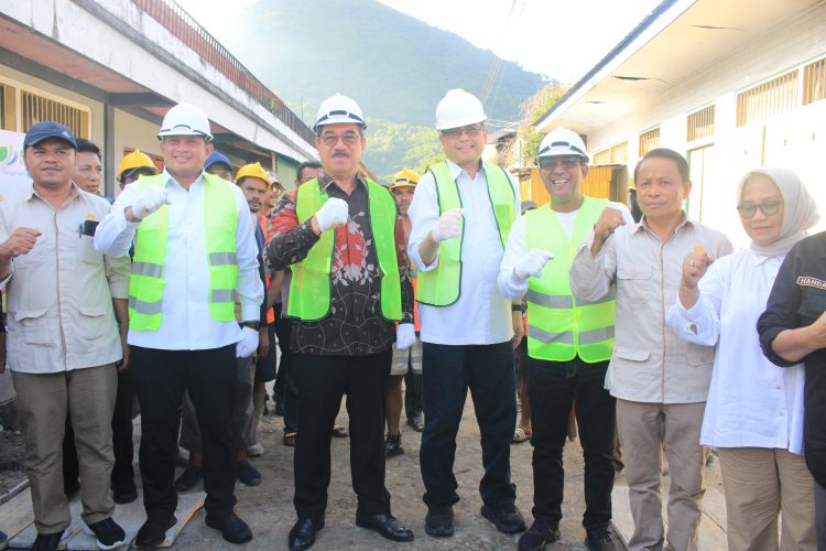 Gubernur Maluku Tekankan Peningkatan Kualitas Hidup Masyarakat Lewat Peletakan Batu Pertama Penataan Kawasan Kumuh
