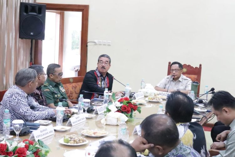 Gubernur Paparkan Kondisi Maluku ke Mendagri Pada Rakor Kepala Daerah se- Maluku