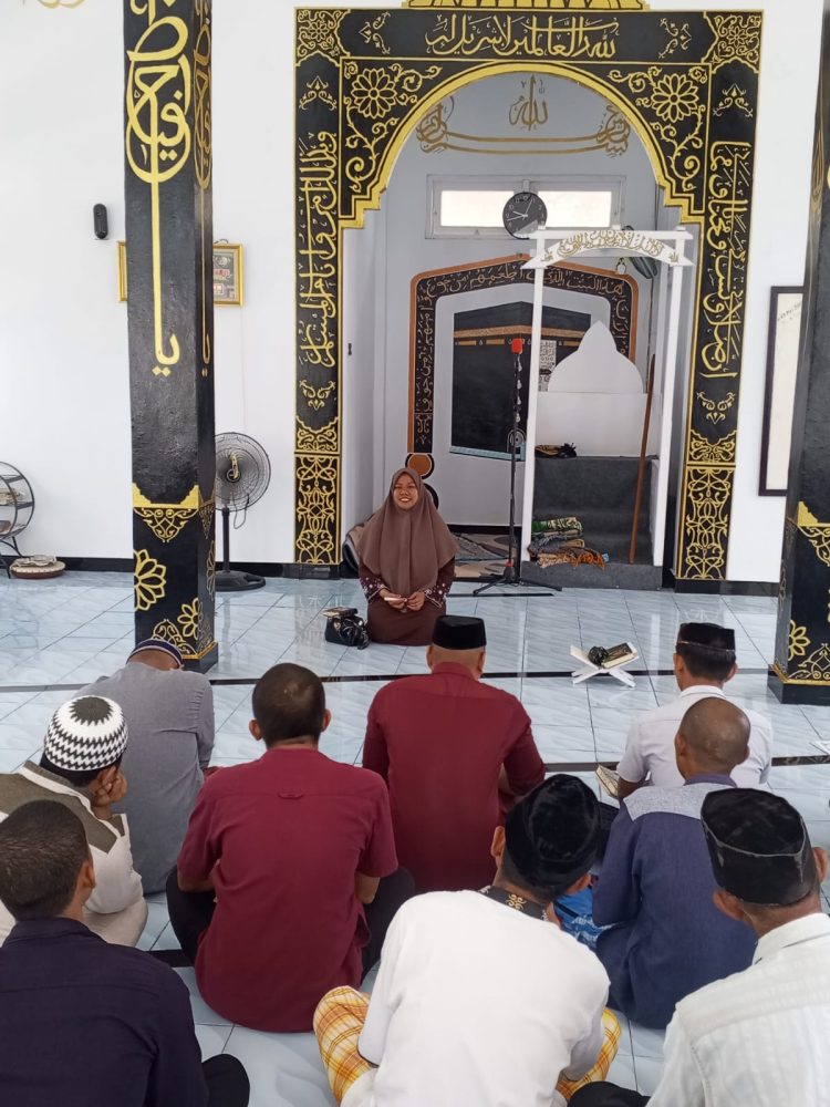 Makin Termotivasi, Warga Binaan Lapas Namlea Khusyuk Belajar Baca Tulis Al-Qur’an