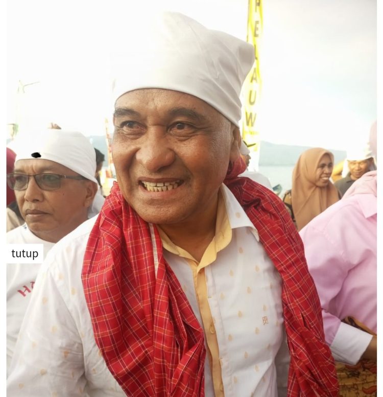 Bupati Buru Ikram Umasugi Hadiri Even Budaya Ma’atenu Pakapita di Desa Pelauw