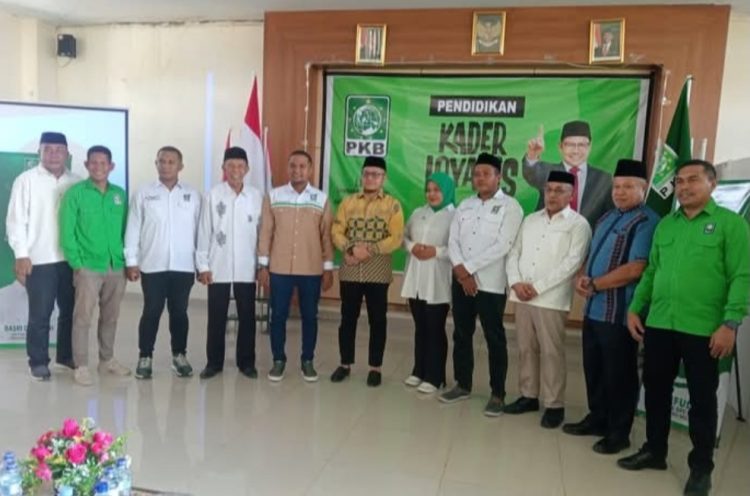 Bupati Bursel La Hamidi Buka Kegiatan Pendidikan Kader PKB ini Pesannya