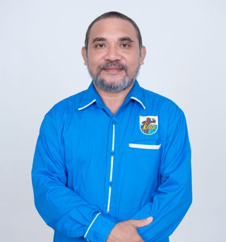 Ketua KNPI Abdurahman Bahta Minta Sekda Bursel Tingkatkan Disiplin ASN Sebagai Pelayanan Publik