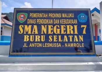 Isu Diskriminasi Mencuat, La Ampo Dinilai Belum Pantas Jadi Kepsek Definitif SMAN 7 Bursel