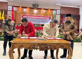 Empat Ranperda Resmi Disahkan, DPRD Provinsi Maluku Tetapkan Perda Baru
