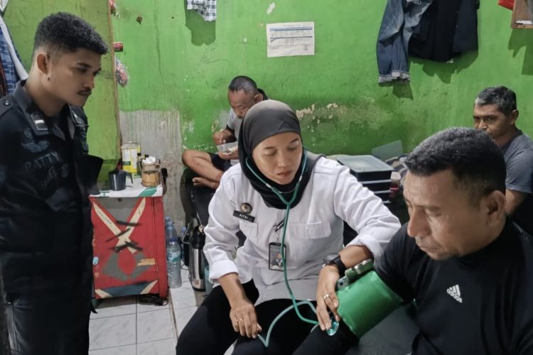 Jelang Pergantian Tahun, Lapas Wahai Gelar Skrining Kesehatan Massal Warga Binaan