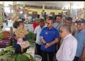 Bupati La Hamidi dan Wakil Bupati Gerson Sidak Pasar Kai Wait, Stok Sayur dan Harga Sembako Jelang Nataru Dipastikan Aman