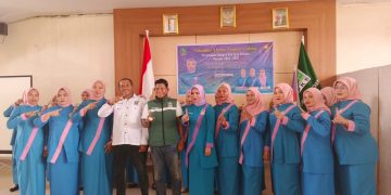 Ketua DPW Perempuan Bangsa Maluku, Nina Batuatas Lantik Pengurus Cabang Buru Selatan