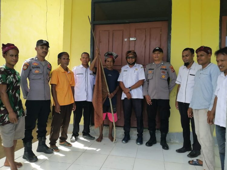 Dinas Pendidikan Buru Selatan Mediasi Pemalangan SD Negeri 09 Waesama