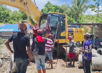 Matatemun Yohanes Sasi Adat Alat Berat di GB, Tuding Tiga Koperasi Langgar Hak dan Lecehkan Pemilik Lahan