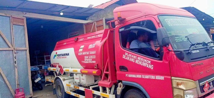 Jual Minyak Tanah di Atas HET, Dinas Perindustrian dan Perdagangan Buru Selatan Minta Warga Rekam Pangkalan Nakal