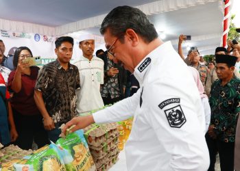 Gubernur Maluku Hadiri Buka Puasa Bersama dan Gerakan Pangan Murah di Negeri Liang, Perkuat Silaturahmi dan Stabilitas Harga Pangan