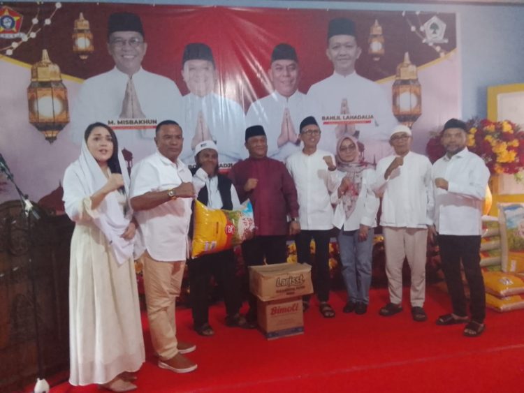 Depidar SOKSI Maluku Berbagi di Bulan Ramadhan, RBS Pastikan Santunan untuk Ponpes Hidayatullah Liang Berlanjut Tiap Tahun