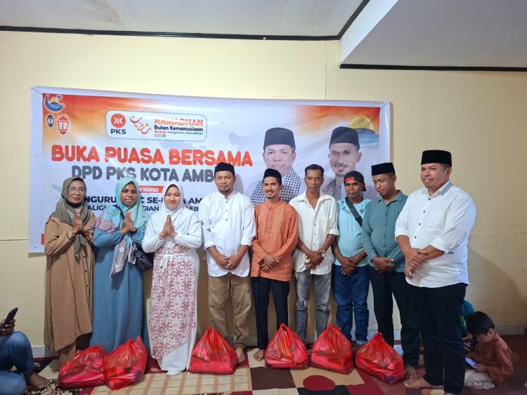 Perkuat Silaturahmi Ramadhan, DPD PKS Kota Ambon dan DPC Se-Kota Ambon Buka Puasa Bersama dan Salurkan Paket Lebaran
