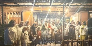 ‎Alumni 06 Bursel Gelar Buka Puasa Bersama dan Santuni Puluhan Anak Yatim di Namrole