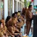 Pembukaan Tes Kemampuan Akademik (TKA) jenjang Sekolah Dasar Oleh PLT Kadis Pendidikan Bursel, Momin Tomanusa