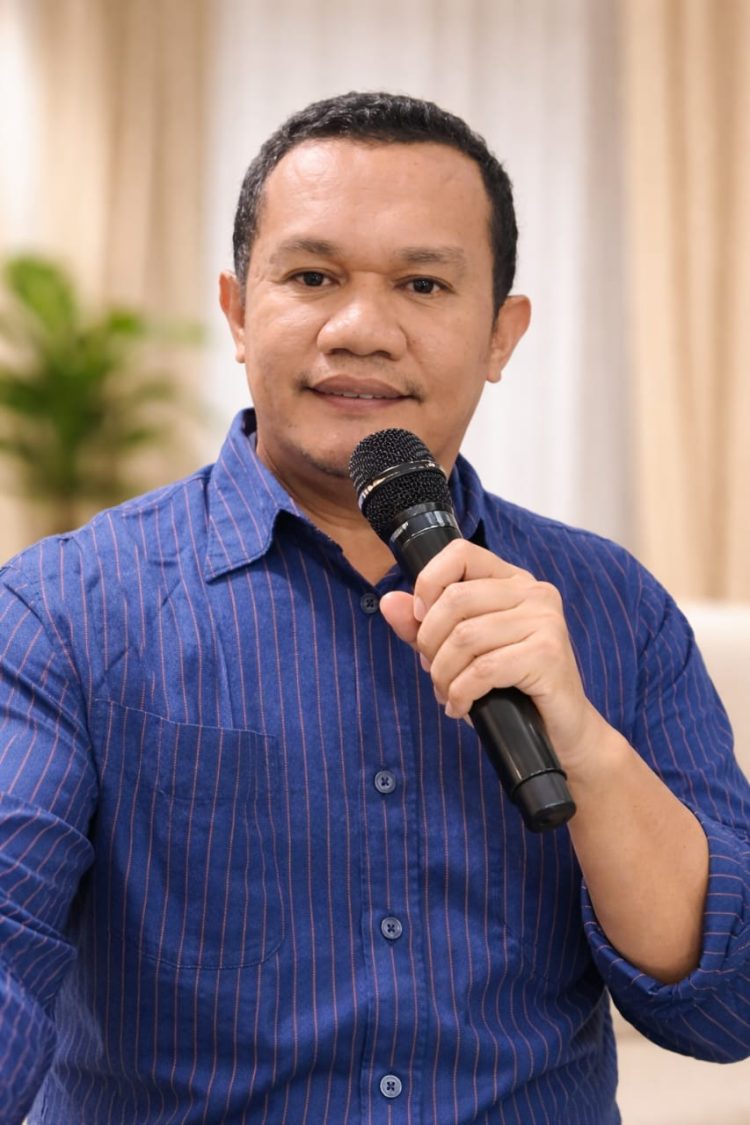 Kepemimpinan Responsif di Tengah Isu BBM: Mat Tuhepaly Beri Apresiasi kepada Wali Kota Ambon Bodewin Wattimena