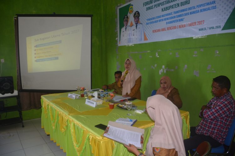 Asisten III Buka Kegiatan Forum OPD Dinas Perpustakaan dan Arsip Daerah Kabupaten Buru