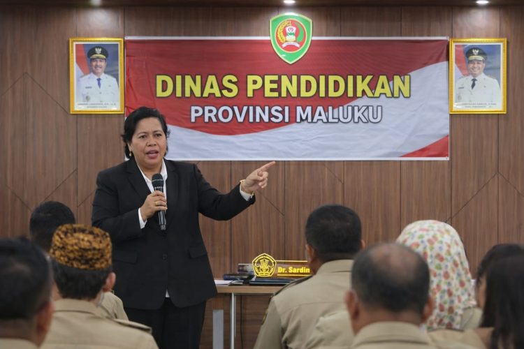 Puluhan Ribu Pelajar SMP di Maluku Ikuti TKA, Petakan Potensi dan Perkuat Mutu Pendidikan