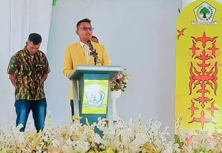 Asriyadi Tomia Kembali Pimpin Golkar Bursel, Ajak Kader Solid Bangun Kepercayaan Rakyat