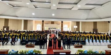 Ratusan Mahasiswa UT Ambon Diwisuda, Angkat Tema Disrupsi Global dan Transformasi Digital