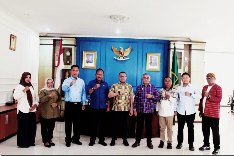 Pemkab Buru Selatan Dan Kejari Buru Tandatangani MoU, Perkuat Pendampingan Hukum Dan Pengawaln Pembangunan
