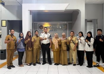 Lapas Namlea Terima 31 e-KTP Warga Binaan dari Disdukcapil Buru