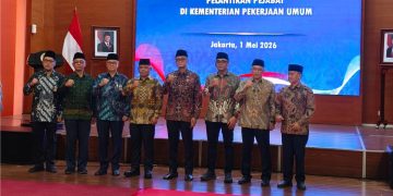 Menteri PU Lantik Mayjen TNI Purn Arnold Jadi Dirjen SDA