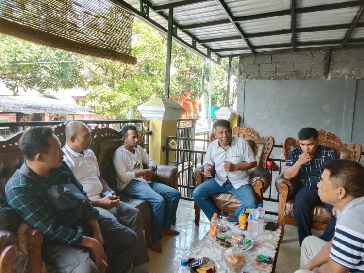 Silaturahmi Penuh Keakraban, TNI dan IKAPPI Maluku Teguhkan Komitmen Kebersamaan