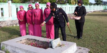Jelang HUT Bhayangkara ke-80, Polres Buru Ziarah ke TMP Nasluwing: Mengingat Jasa Pahlawan, Memperkuat Semangat Pengabdian