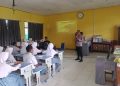 Kapolsek Ambalau Edukasi Pelajar SMA 2 Buru Selatan, Tanamkan Kesadaran Hukum untuk Wujudkan Kamtibmas