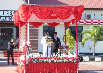 Bupati Buru Ikram Umasugi Pimpin Upacara Hari Bhayangkara ke-80