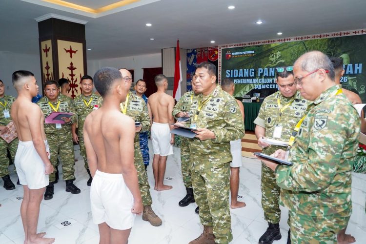 Dahsyat! Atensi Pangdam XV/Pattimura Ubah Lima Kali Kegagalan Menjadi Jalan Sukses, Putra “Duan Lolat” Melaju ke Tes Pusat Akmil 2026