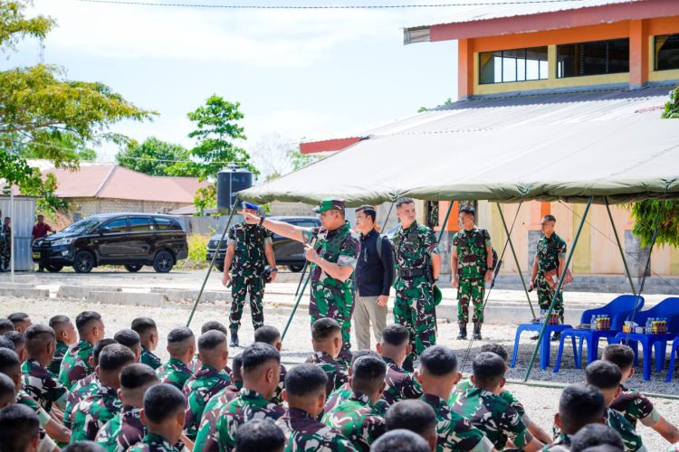Pangdam XV/Pattimura: Prajurit Yon TP 914/Maren Nusa Larvul Harus Tetap Siap Tempur, Profesional dan Jadi Motor Pembangunan Daerah