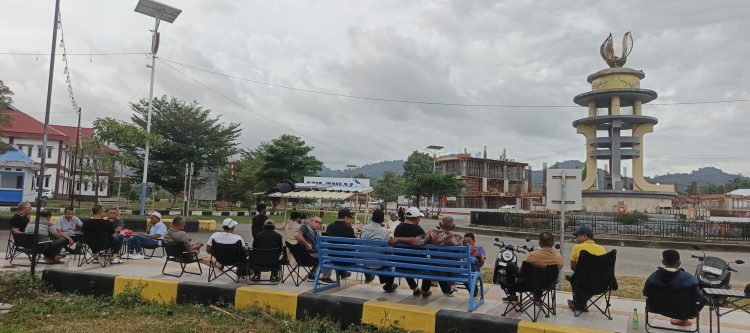 Ngopi Sore Usai Jumat Bersih, Bupati Bursel Pantau Progres RSUD dr. Salim Alkatiri