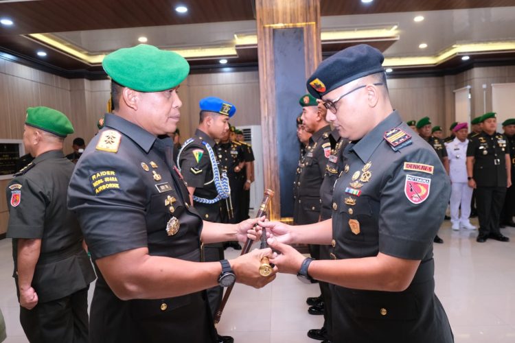 ‎‎Pangdam XV/Pattimura Pimpin Pergantian Pejabat Kodam, Tekankan Semangat dan Tanggung Jawab