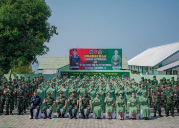 Kunker ke Kodim 1506/Namlea, Pangdam XV/Pattimura Tekankan Prajurit Petarung dan Keamanan Pangkalan